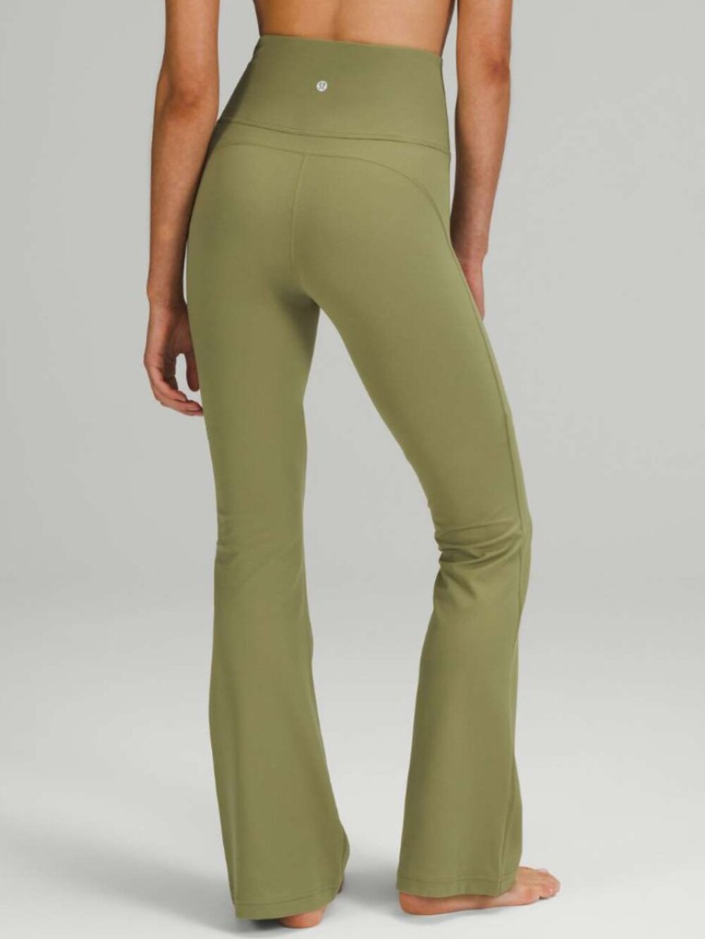 [Like New] Groove Nulu Super-High-Rise Flared Pant Green - Size 10